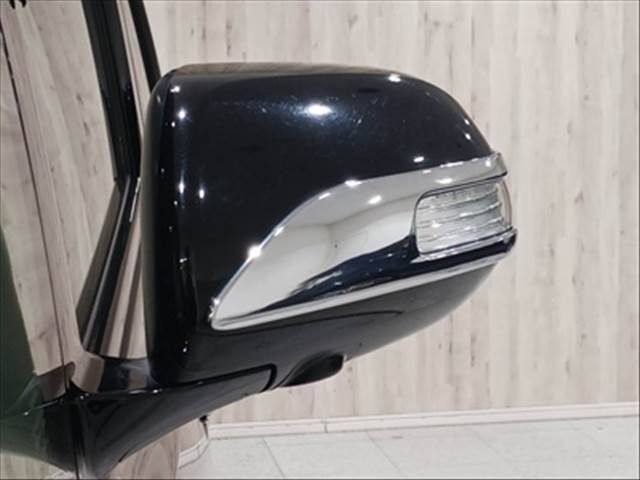 TOYOTA VELLFIRE  HYBRID 4WD 2013 Image 31