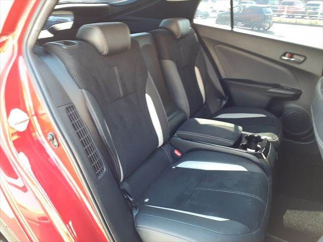 TOYOTA PRIUS PHV 2018 Image 31