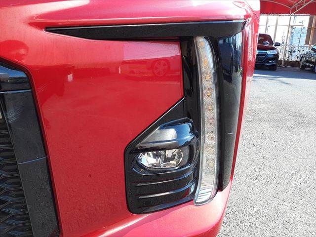 TOYOTA PRIUS PHV 2018 Image 31