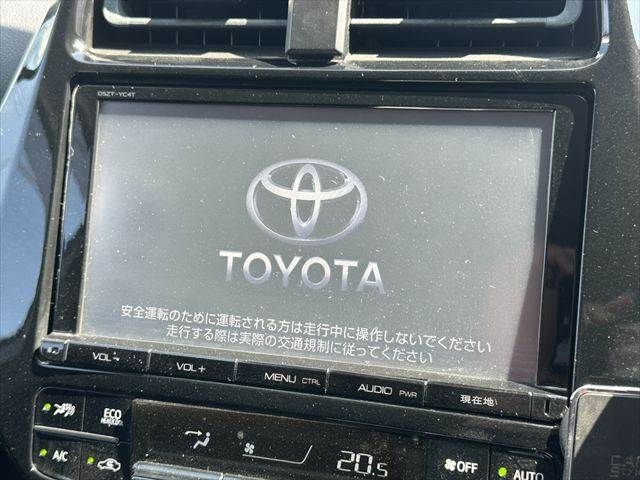 TOYOTA PRIUS 2017 Image 31