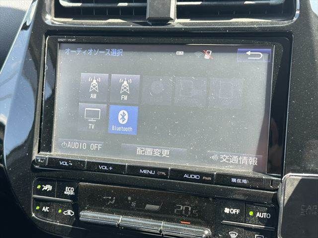 TOYOTA PRIUS 2017 Image 31