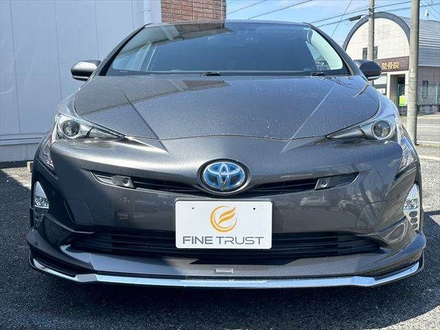 TOYOTA PRIUS 2017 Image 31