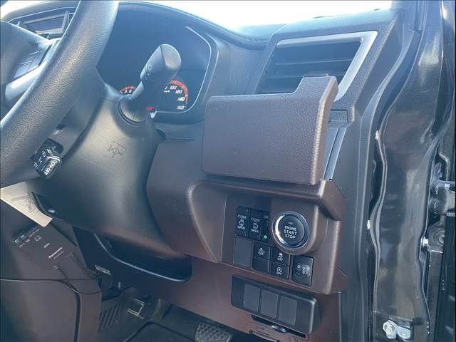 TOYOTA ROOMY 2017 Image 31