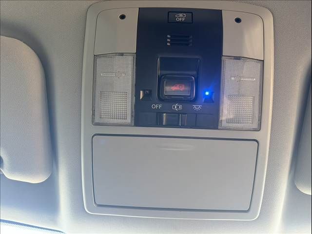 TOYOTA LEXUS CT200H 2011 Image 31