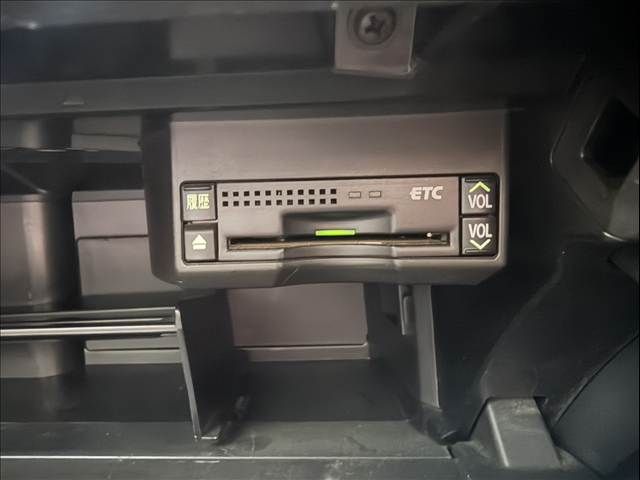 TOYOTA LEXUS CT200H 2011 Image 31