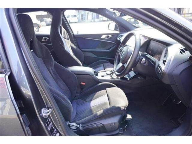 BMW 1SERIES 2020 Image 31