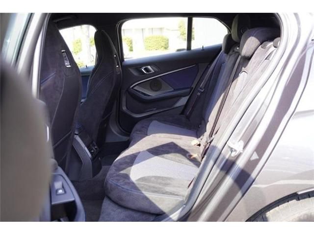 BMW 1SERIES 2020 Image 31