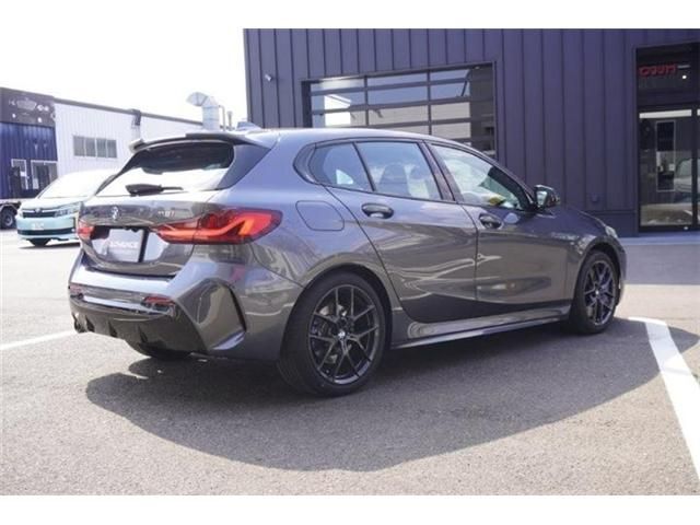 BMW 1SERIES 2020 Image 31