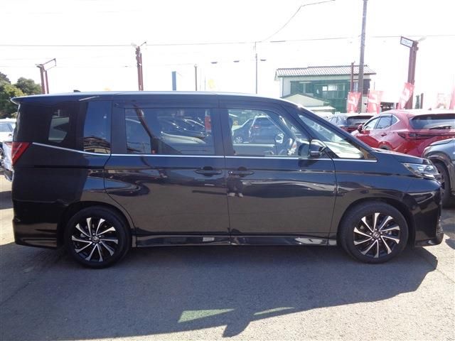 TOYOTA NOAH HYBRID 2025 Image 31