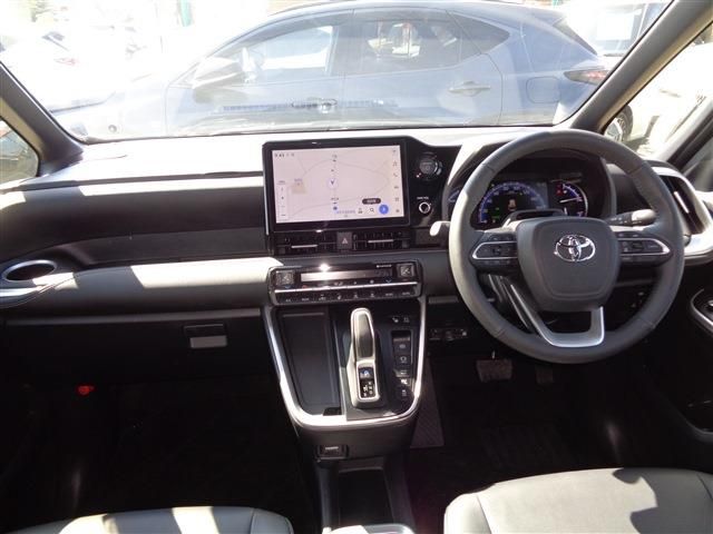 TOYOTA NOAH HYBRID 2025 Image 31