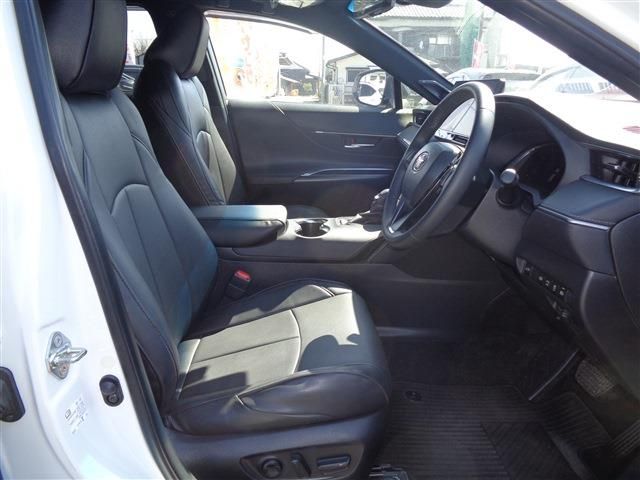 TOYOTA HARRIER HYBRID 2025 Image 31