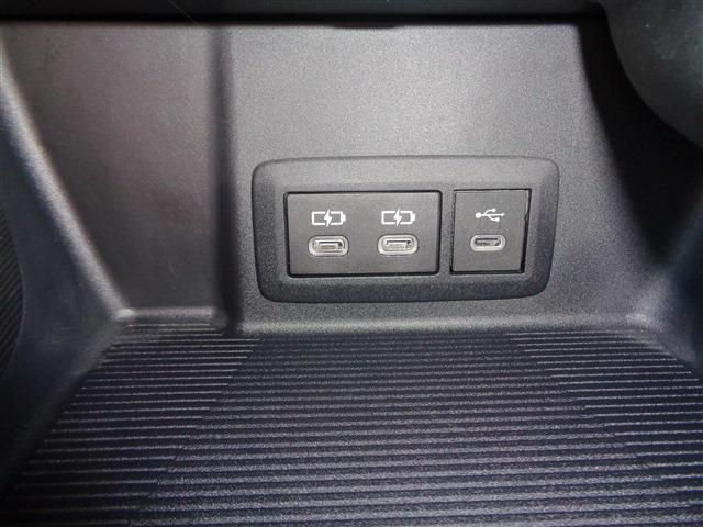 TOYOTA HARRIER HYBRID 2025 Image 31