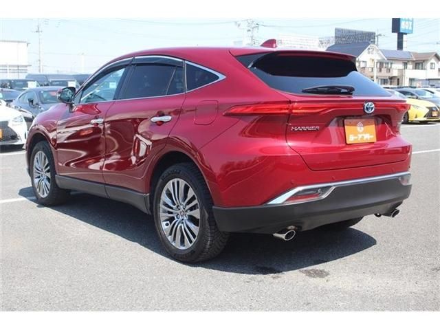 TOYOTA HARRIER HYBRID 2023 Image 31