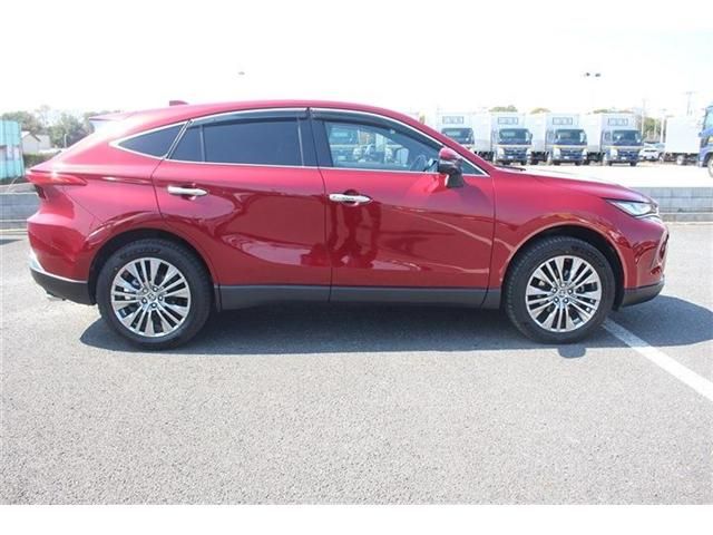 TOYOTA HARRIER HYBRID 2023 Image 31