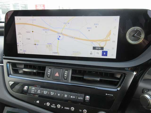 TOYOTA LEXUS ES300H 2024 Image 31