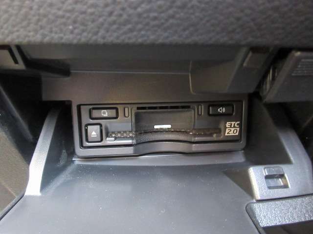 TOYOTA LEXUS ES300H 2024 Image 31