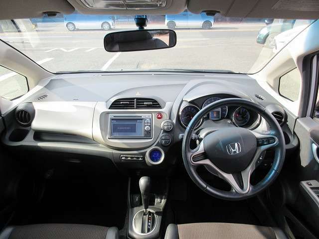 HONDA FIT HYBRID 2013 Image 31