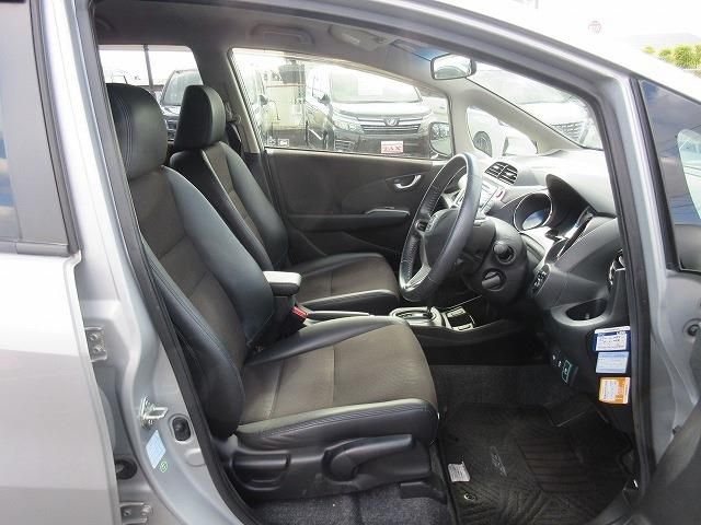 HONDA FIT HYBRID 2013 Image 31