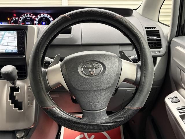 TOYOTA NOAH 2008 Image 31