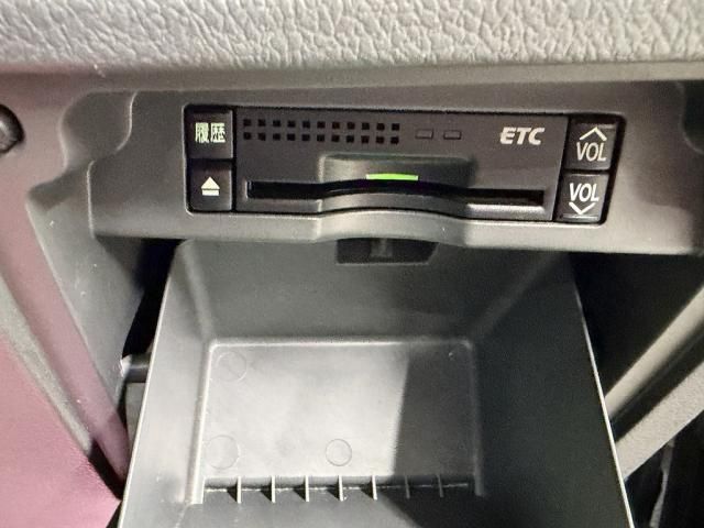 TOYOTA NOAH 2008 Image 31