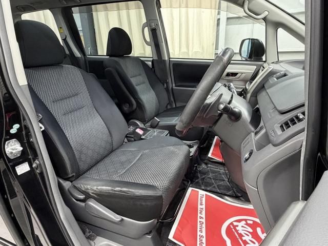 TOYOTA NOAH 2008 Image 31