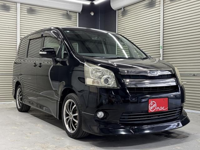 TOYOTA NOAH 2008 Image 31
