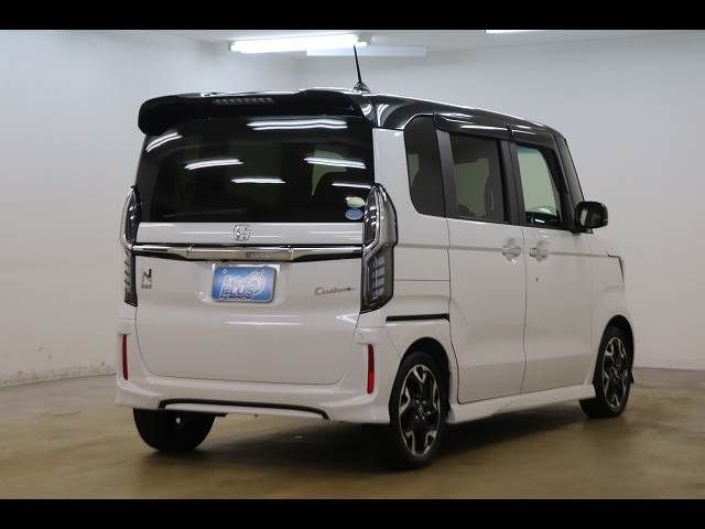 HONDA N BOX CUSTOM 2020 Image 31