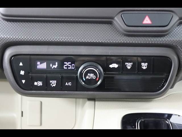 HONDA N BOX 2019 Image 31