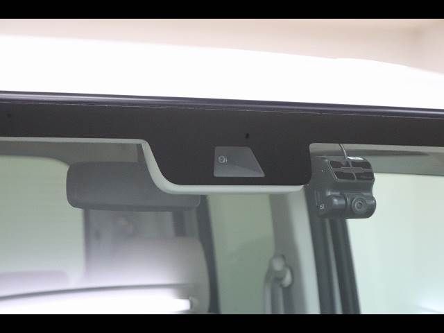 HONDA N BOX 2019 Image 31