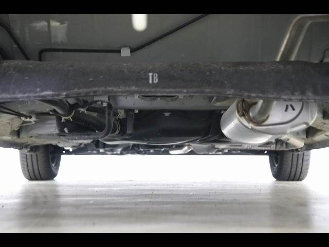 HONDA N BOX 2019 Image 31