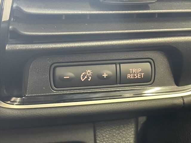 NISSAN SERENA  S-HYBRID 2017 Image 31