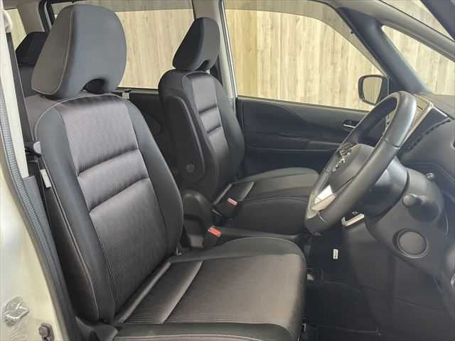 NISSAN SERENA  S-HYBRID 2017 Image 31