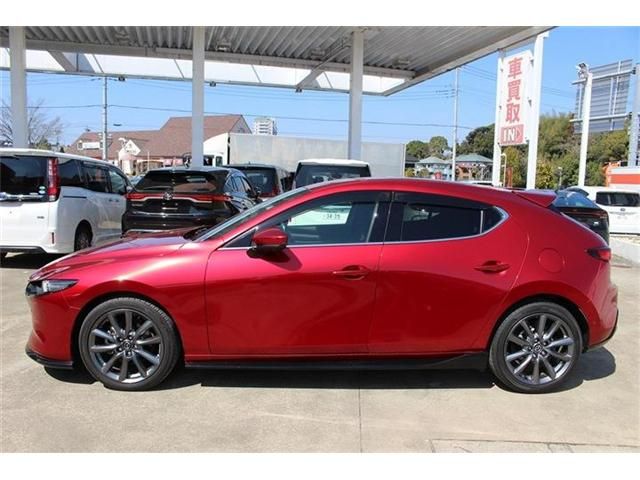 MAZDA 3 FASTBACK 2019 Image 31