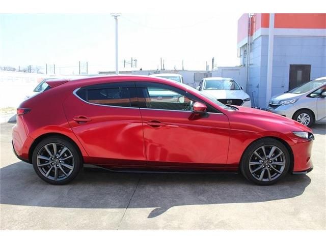 MAZDA 3 FASTBACK 2019 Image 31