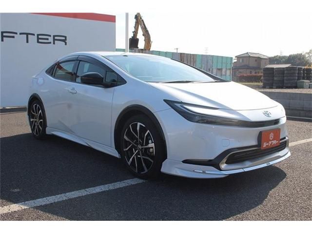 TOYOTA PRIUS PHV 2024 Image 31