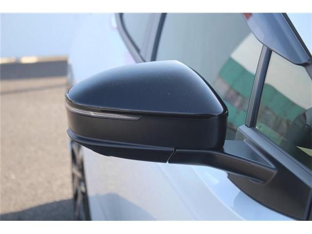 TOYOTA PRIUS PHV 2024 Image 31