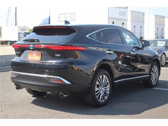 TOYOTA HARRIER HYBRID 2024 Image 31