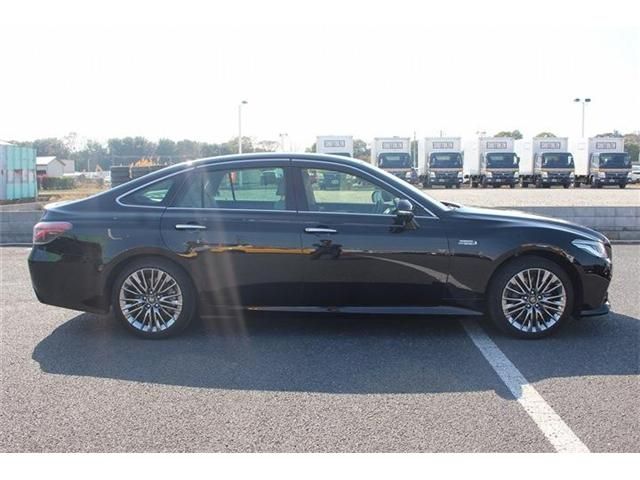 TOYOTA CROWN SEDAN HYBRID 2020 Image 31