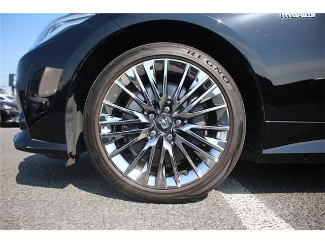 TOYOTA CROWN SEDAN HYBRID 2020 Image 31