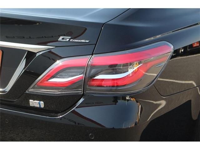 TOYOTA CROWN SEDAN HYBRID 2020 Image 31