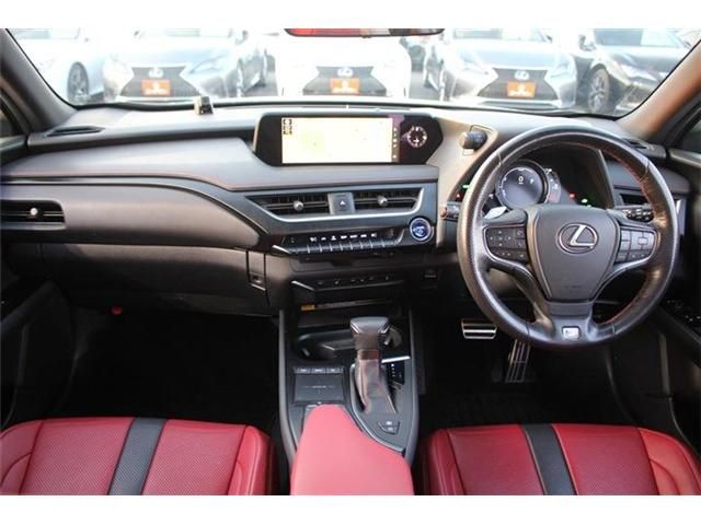 TOYOTA LEXUS UX250H 2019 Image 31
