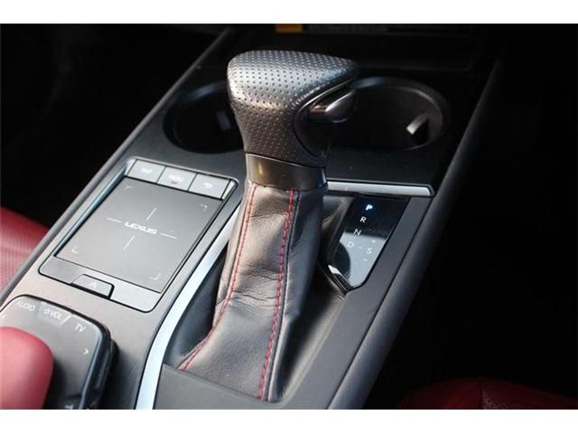 TOYOTA LEXUS UX250H 2019 Image 31