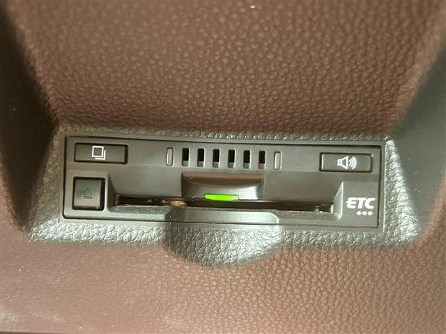 TOYOTA YARIS CROSS HYBRID 2021 Image 31