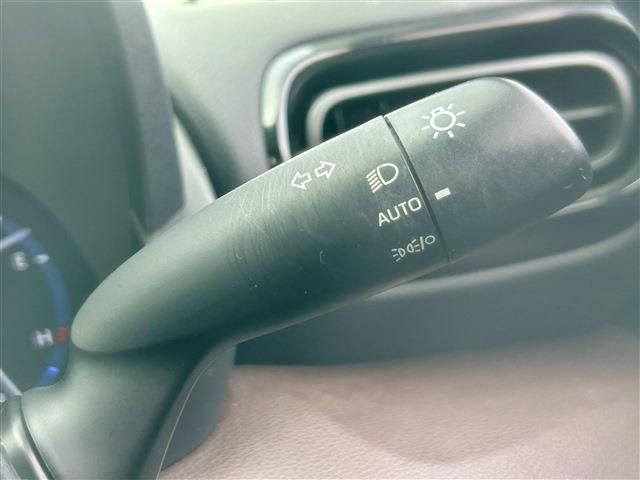 TOYOTA YARIS CROSS HYBRID 2021 Image 31