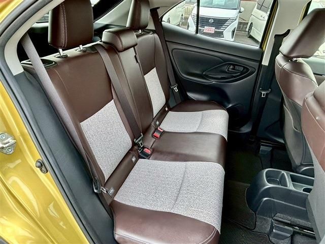 TOYOTA YARIS CROSS HYBRID 2021 Image 31