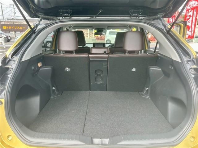 TOYOTA YARIS CROSS HYBRID 2021 Image 31