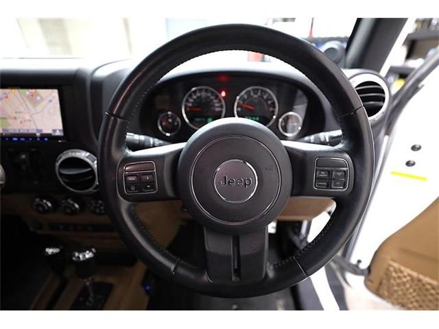 JEEP WRANGLER UNLIMI 2012 Image 31