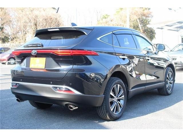 TOYOTA HARRIER 2WD 2023 Image 31