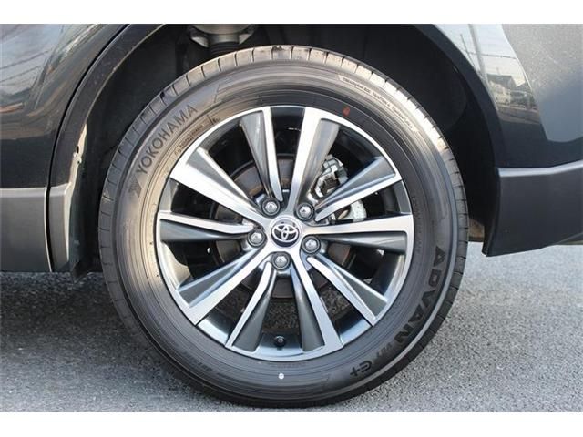 TOYOTA HARRIER 2WD 2023 Image 31