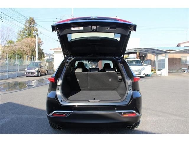 TOYOTA HARRIER 2WD 2023 Image 31